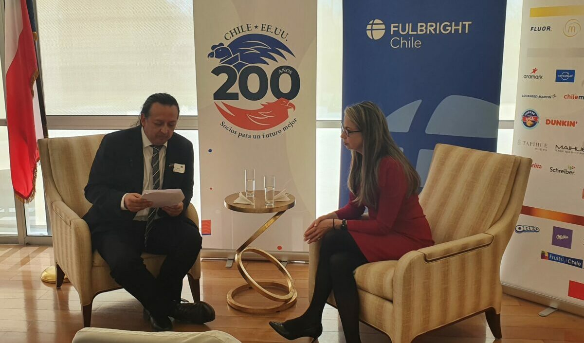 Emotivo Encuentro Celebra los 45 Años del Programa Hubert H. Humphrey